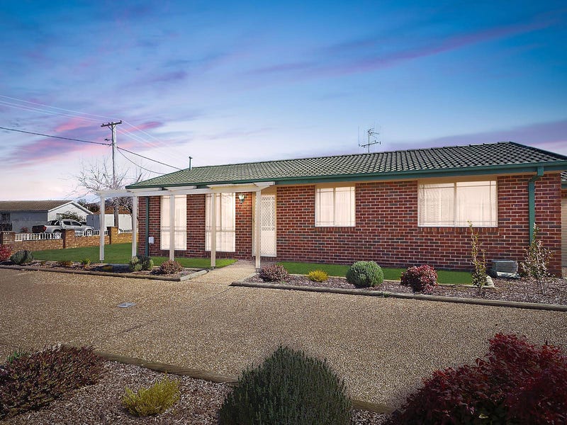 1/64 Thorpe Avenue, Queanbeyan, NSW 2620 Property Details