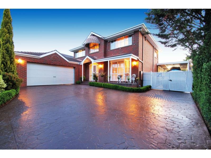11 Glendower Court, Mooroolbark, Vic 3138 Property Details