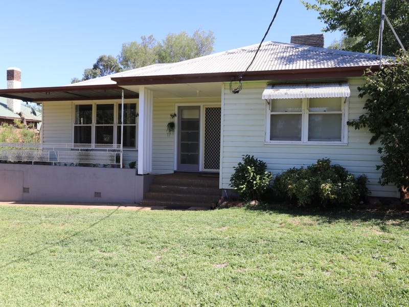 163 Polaris Street, Temora, NSW 2666