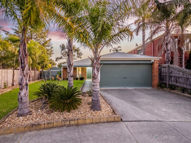 20 Mariner Close, Cranbourne North, VIC 3977