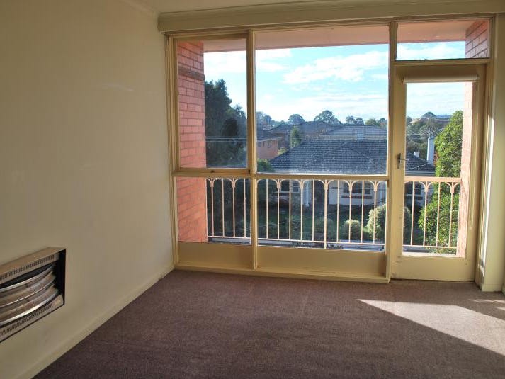 10/4 Rothschild Street, Glen Huntly, Vic 3163