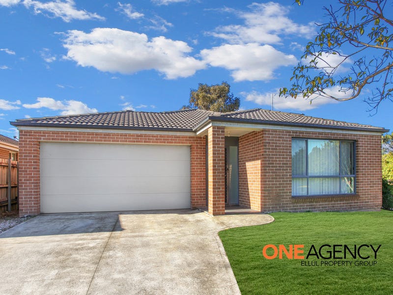 35 Ingleburn Gardens Drive, Bardia, NSW 2565 Property Details