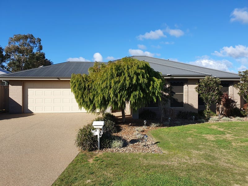 92 Townsend Street, Howlong, NSW 2643 Property Details