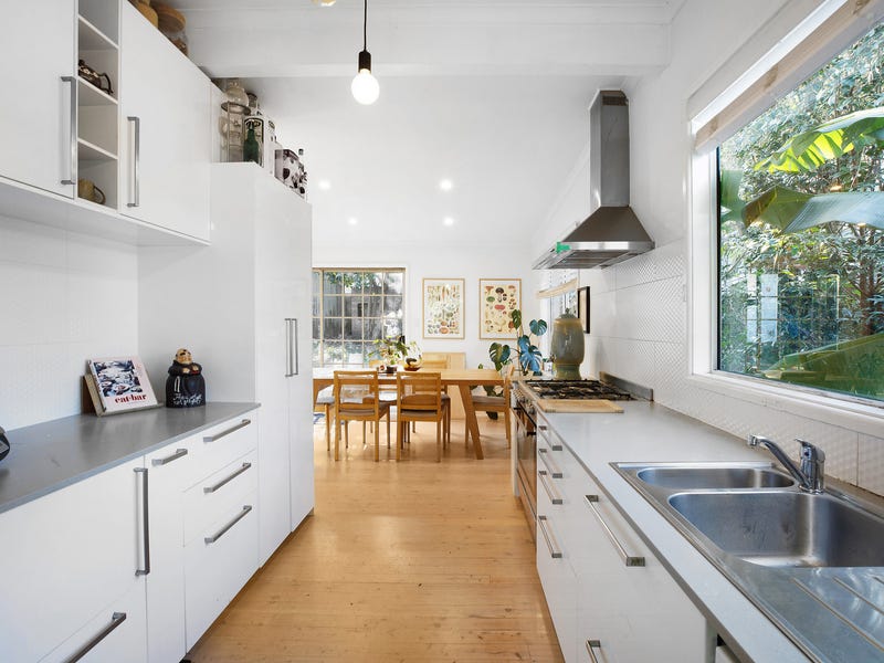 12 Tora Avenue, Kincumber, NSW 2251 Property Details