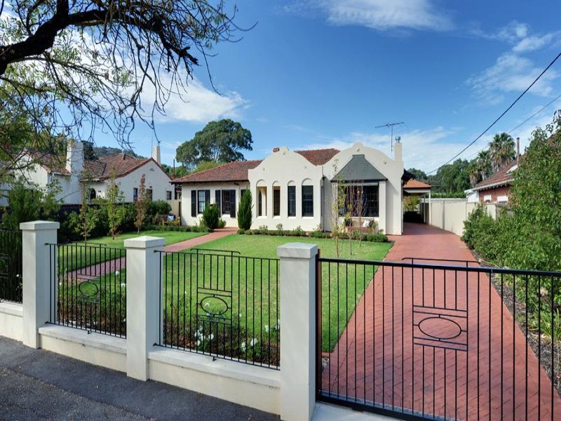 6 Lewis Avenue, Glen Osmond, SA 5064