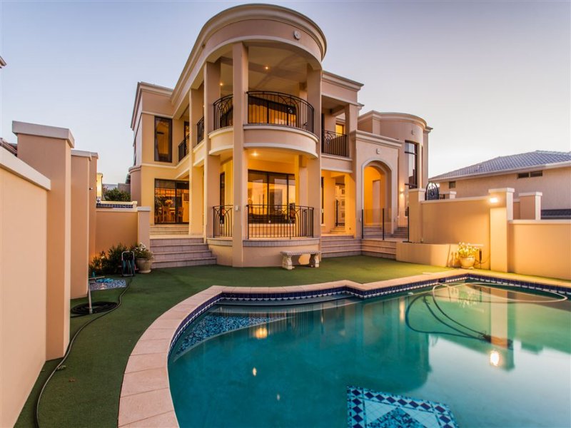 38 Riley Road, Kardinya, WA 6163 Property Details