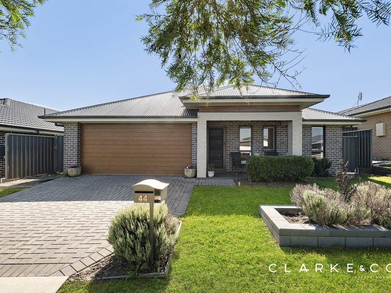 44 Ridgeview Drive, Cliftleigh, NSW 2321 - Property Details