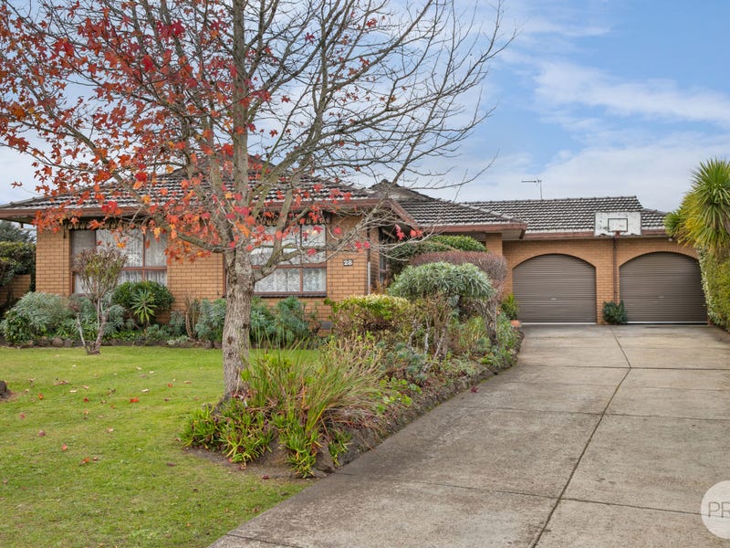 28 Avoca Crescent, Alfredton, Vic 3350 House for Sale