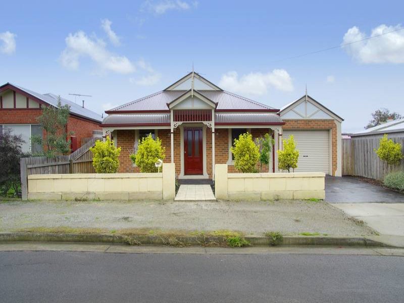 4 Watson Avenue, Belmont, Vic 3216 Property Details