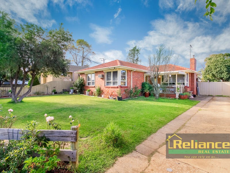 8 Scott Street, Melton, Vic 3337 Property Details