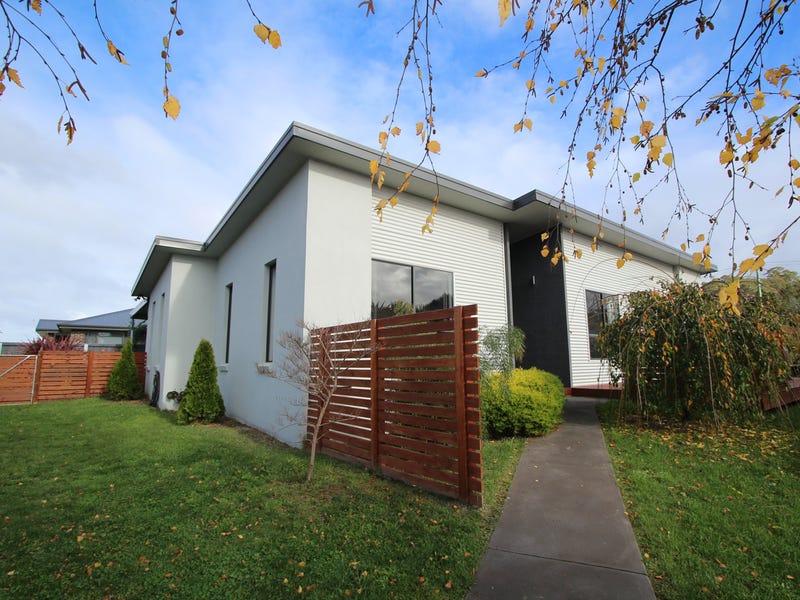 17 Rannah Street, Electrona, TAS 7054