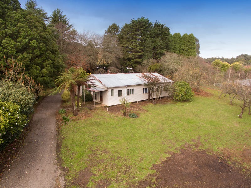 27 Meadowview Lane Emerald Vic 3782 Property Details