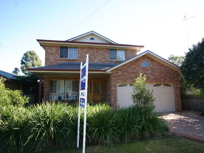 11 Loftus Street, Regentville, NSW 2745