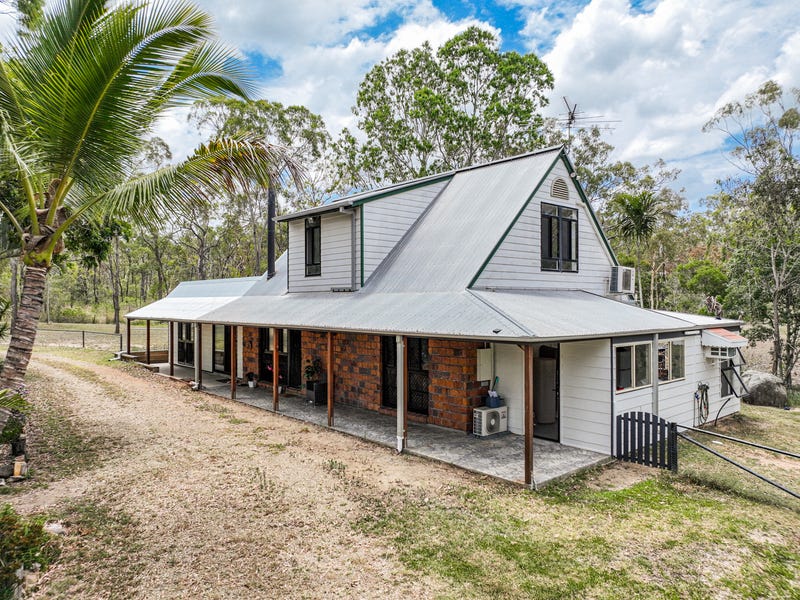 21 Rhys Avenue, The Caves, QLD 4702