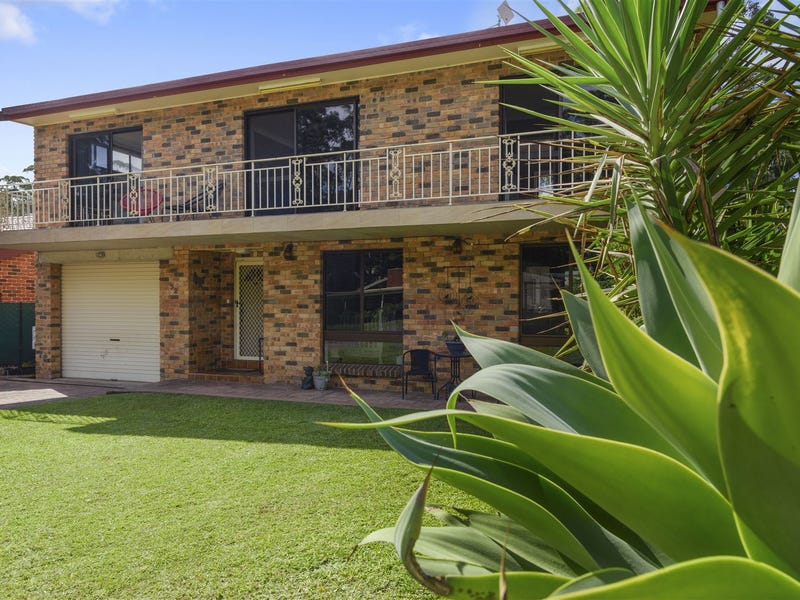 32 Wattle Street, Fishermans Paradise, NSW 2539