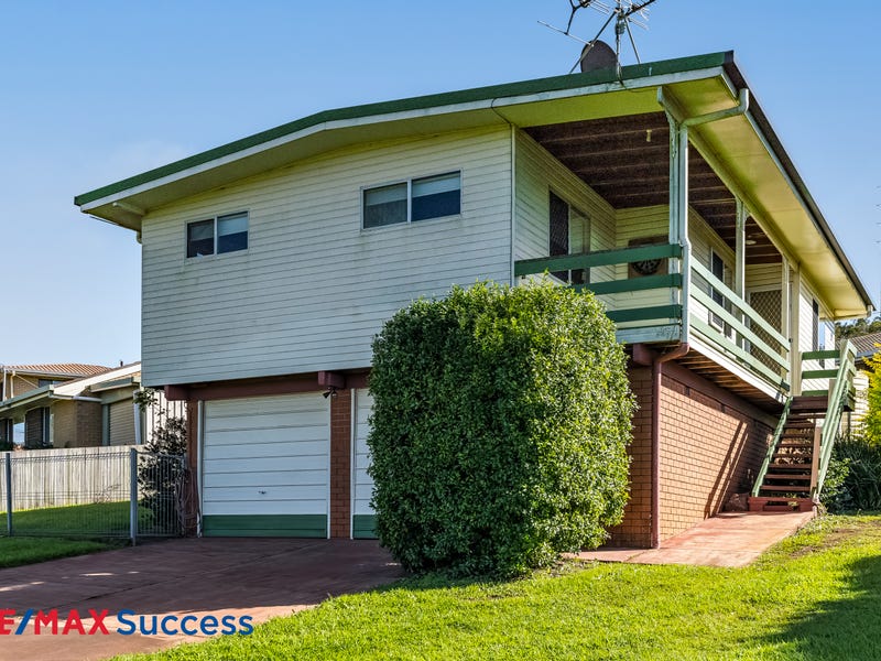 11 Oakleigh Street, Rockville, Qld 4350 Property Details