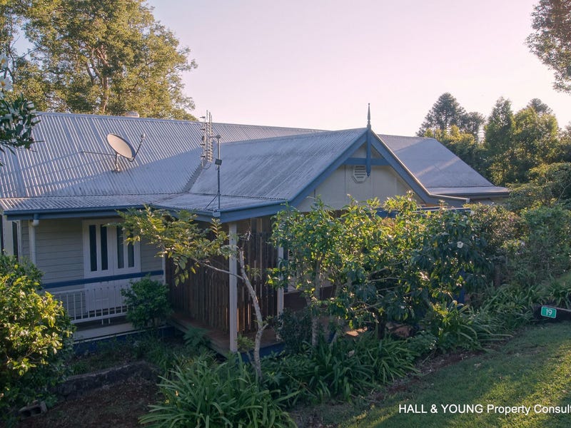 16 Balmoral Road, Montville, QLD 4560