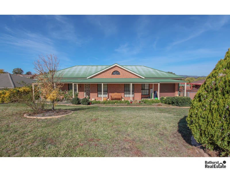 13 Graham Drive, Kelso, NSW 2795 Property Details