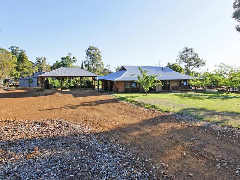 60 Reeds Road, Carmel, WA 6076 Property Details