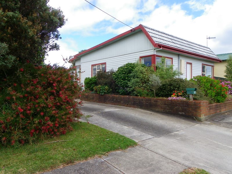 30 Hogg Street, Wynyard, TAS 7325