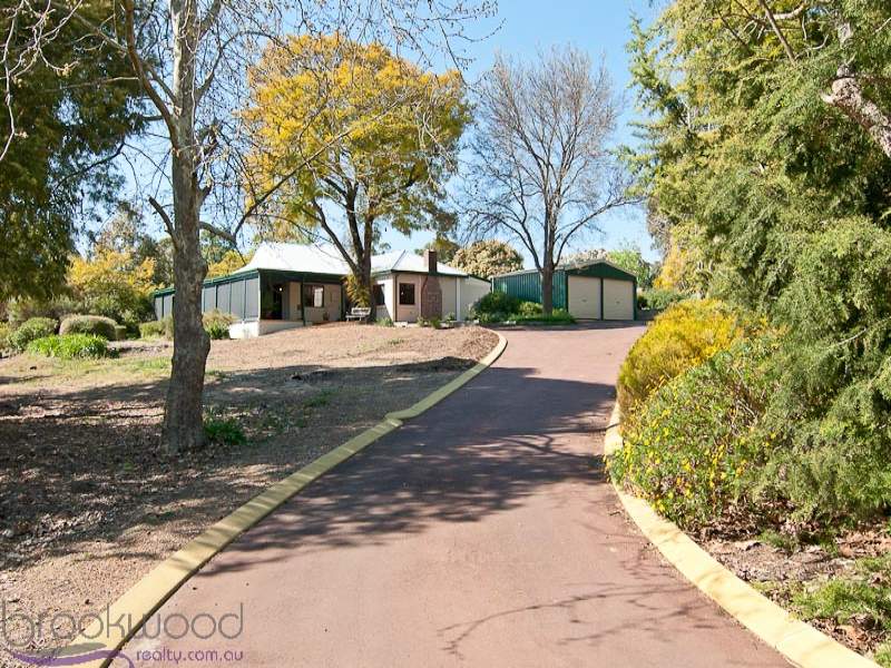 1 Connelly Place, Mount Helena, WA 6082