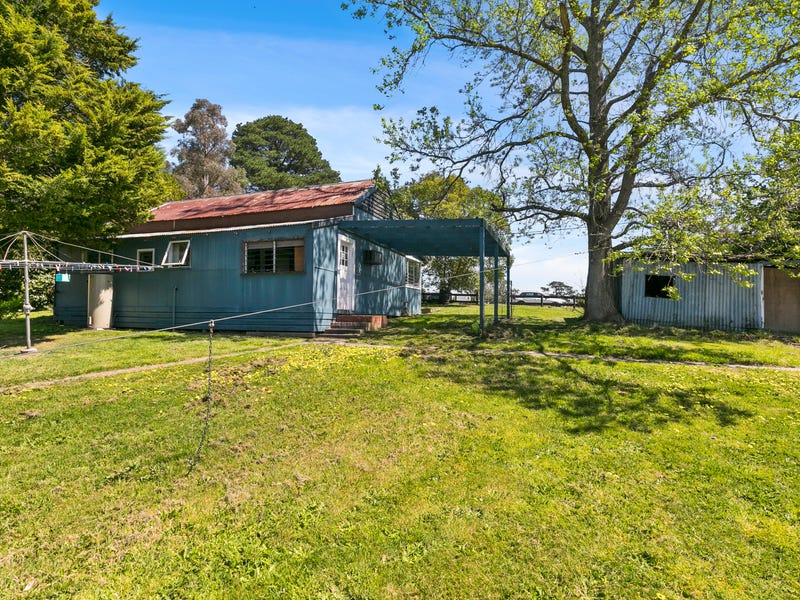 22 Silverwattle Road, Launching Place, VIC 3139