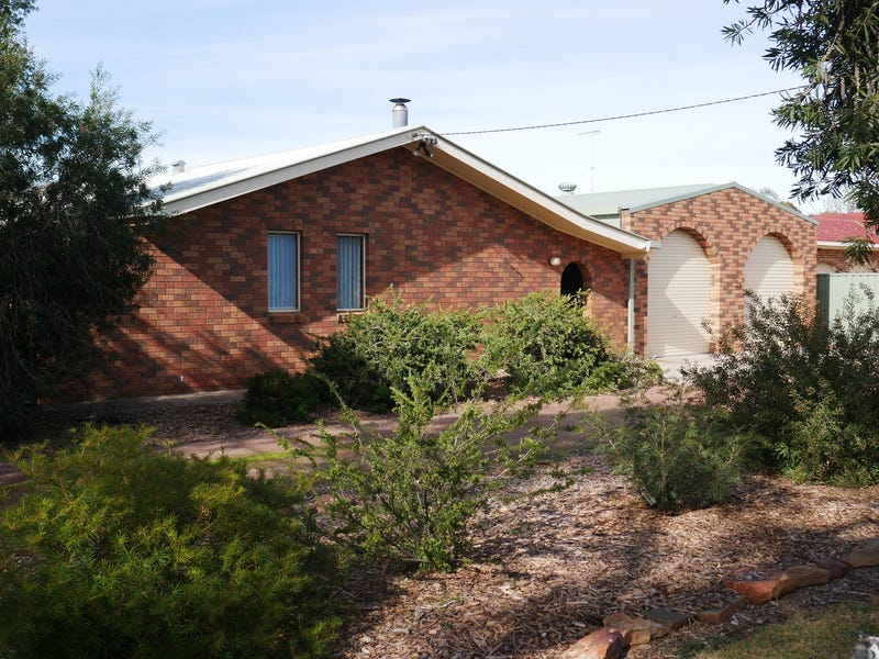 104 Petersham Rd, Leeton, NSW 2705 Property Details