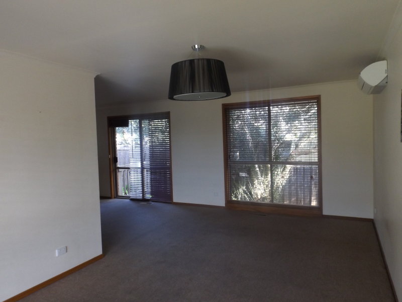 2/30 Tudor Street, Bentleigh East, VIC 3165