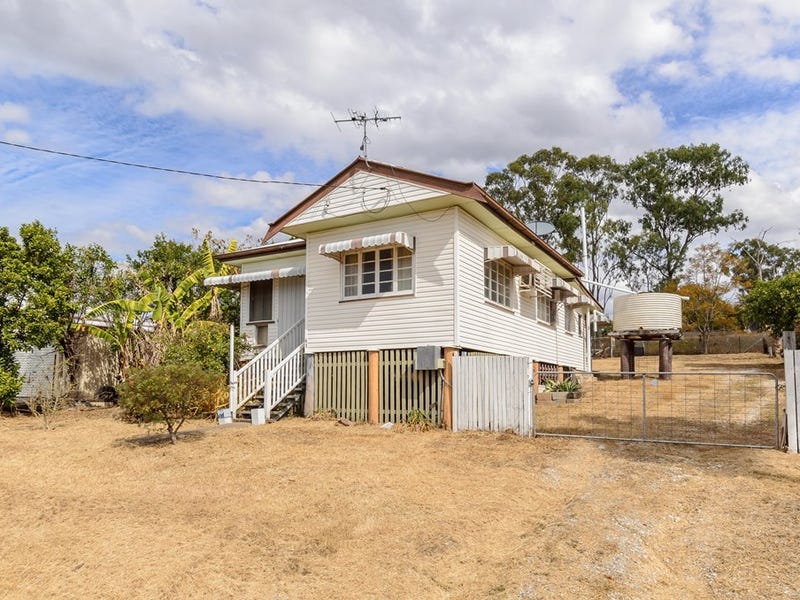 41 Balfour Street, Mount QLD 4695