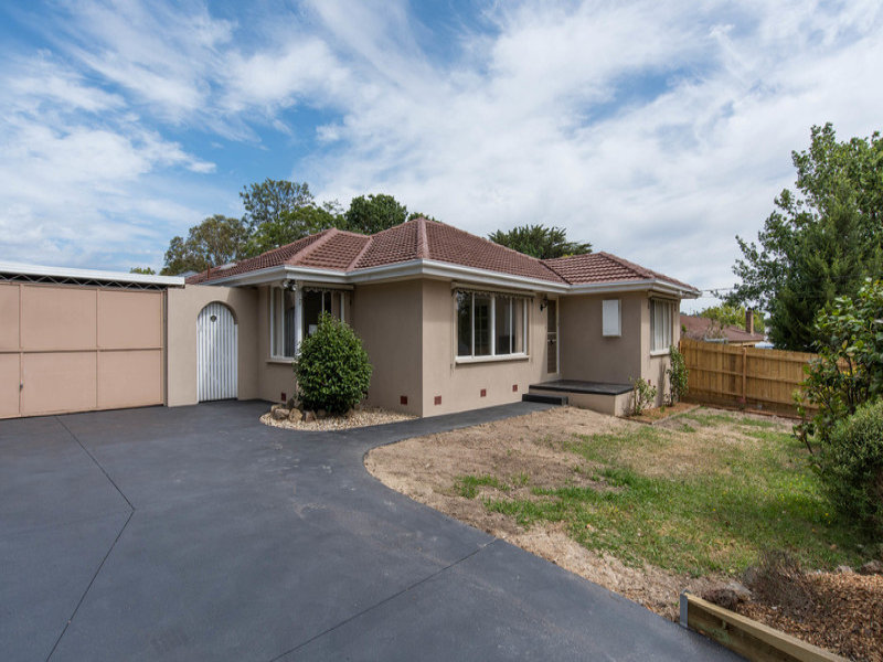 1/27 Carronvale Road, Mooroolbark, Vic 3138 Property Details