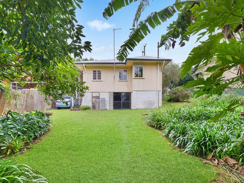 34 Andrew Avenue, Tarragindi, Qld 4121 Property Details