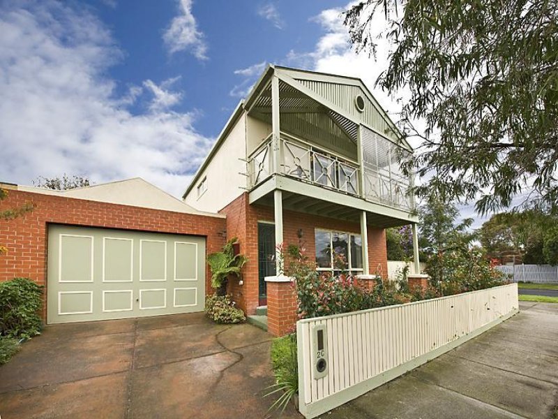 2C Walden Grove, Carnegie, Vic 3163 Property Details