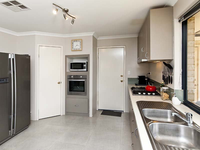 17 Burgess Drive, Byford, WA 6122