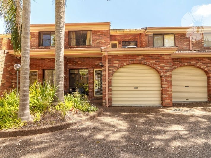 2/6 Bowral Street Hawks Nest NSW 2324 Townhouse for Sale 126806914