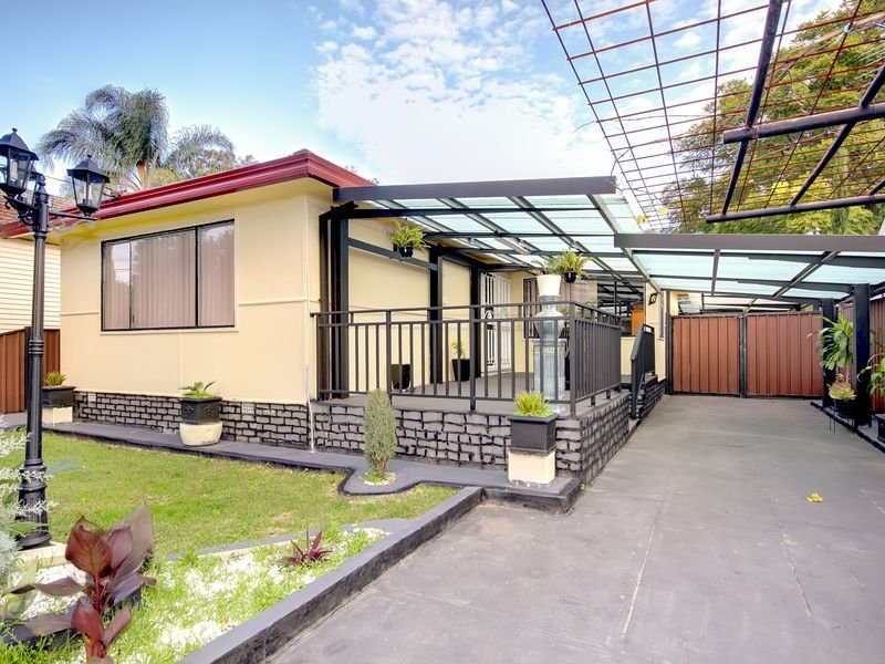 6 Iris Avenue, Riverwood, NSW 2210