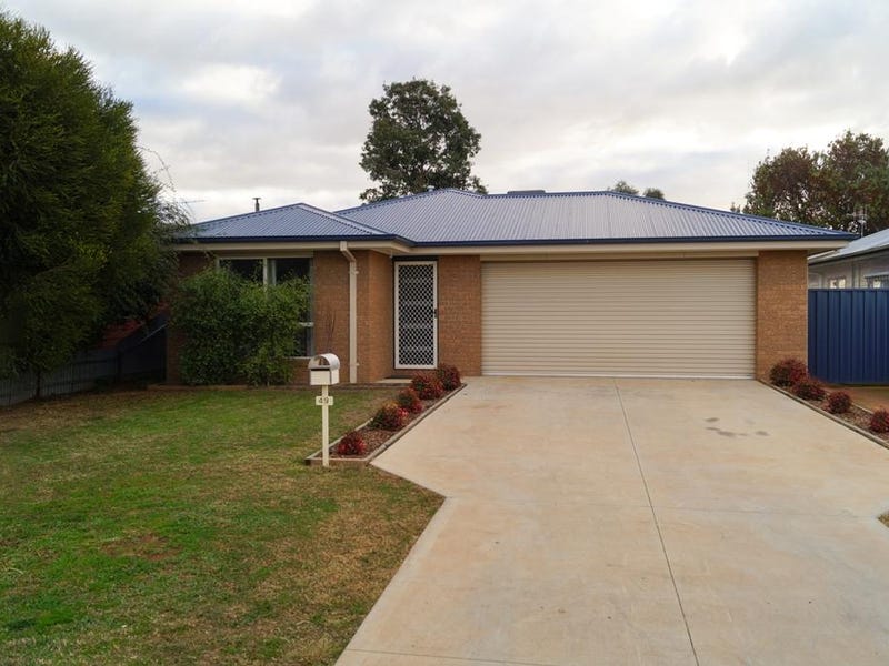 49 Russell Street, Numurkah, Vic 3636 Property Details