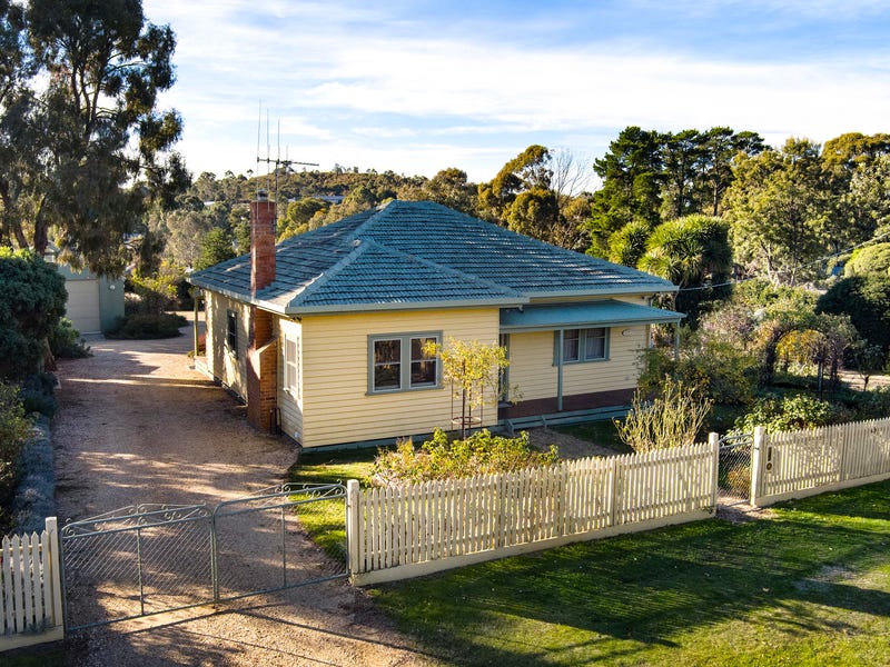 28 Franklin Street, Maldon, Vic 3463 House for Sale