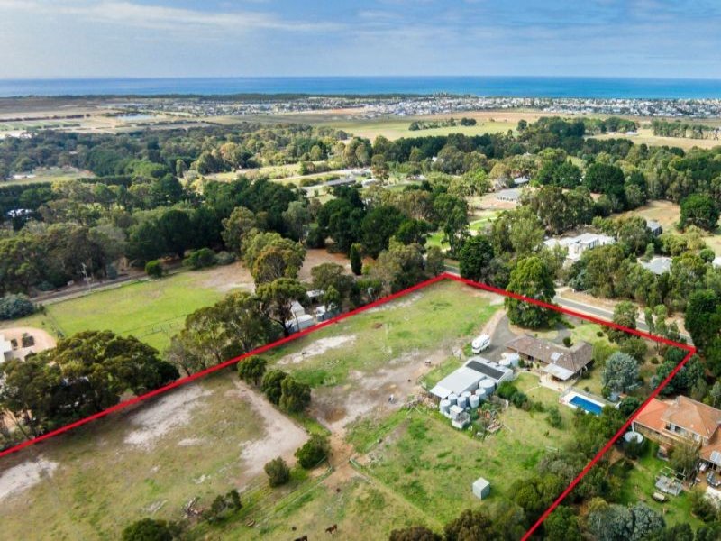 25 Aquarius Avenue, Torquay, Vic 3228 Property Details