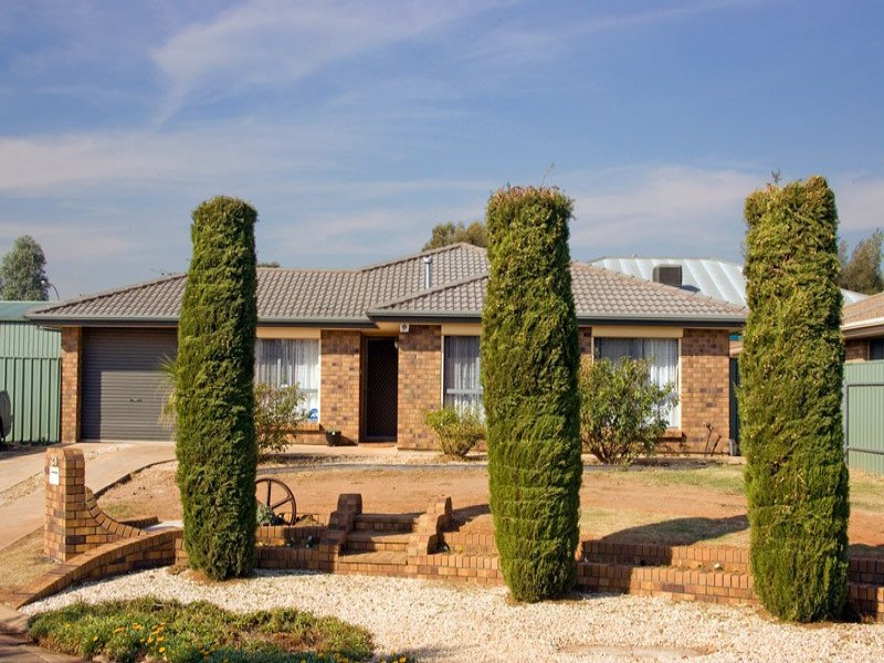 28 Lynton Court, Blakeview, SA 5114