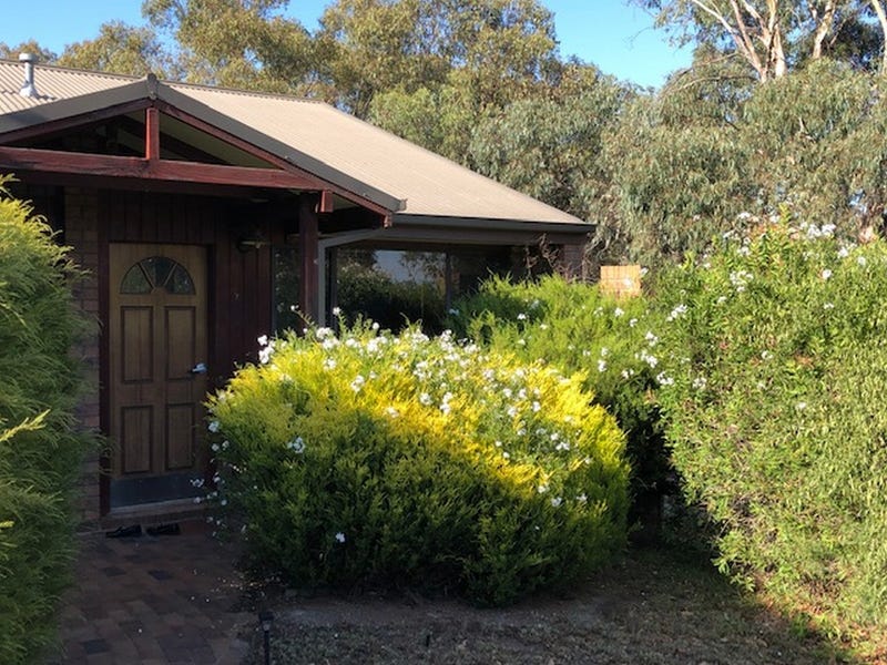 202 Goolabri Drive, Sutton, NSW 2620 House for Rent