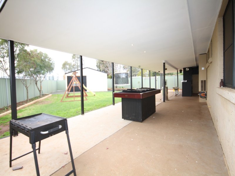 11 Kurrajong Court, Dubbo, NSW 2830