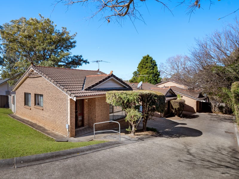 1/144 Macquarie Avenue, Campbelltown, NSW 2560 House for Sale