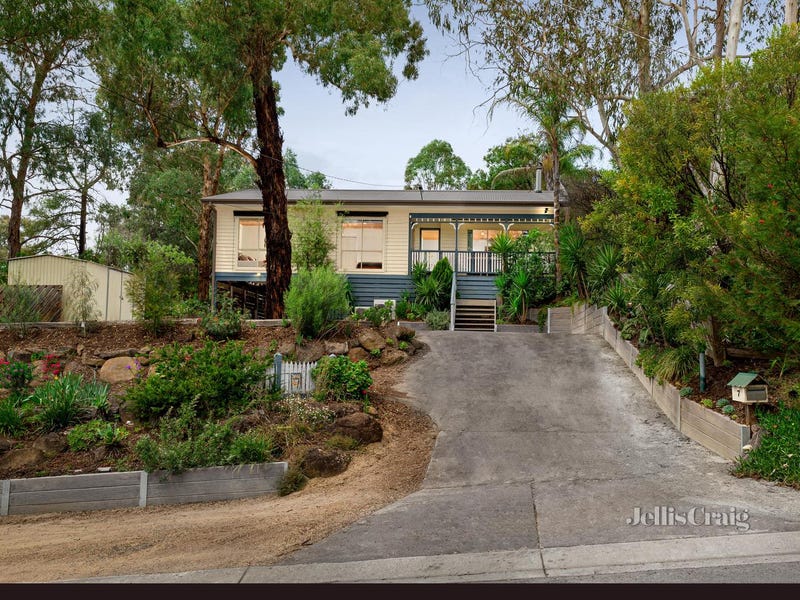 7 Hurst Road, Hurstbridge, Vic 3099 Property Details