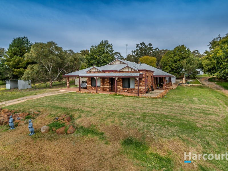 152 Meadowbrook Ramble, Bullsbrook, WA 6084 Property Details
