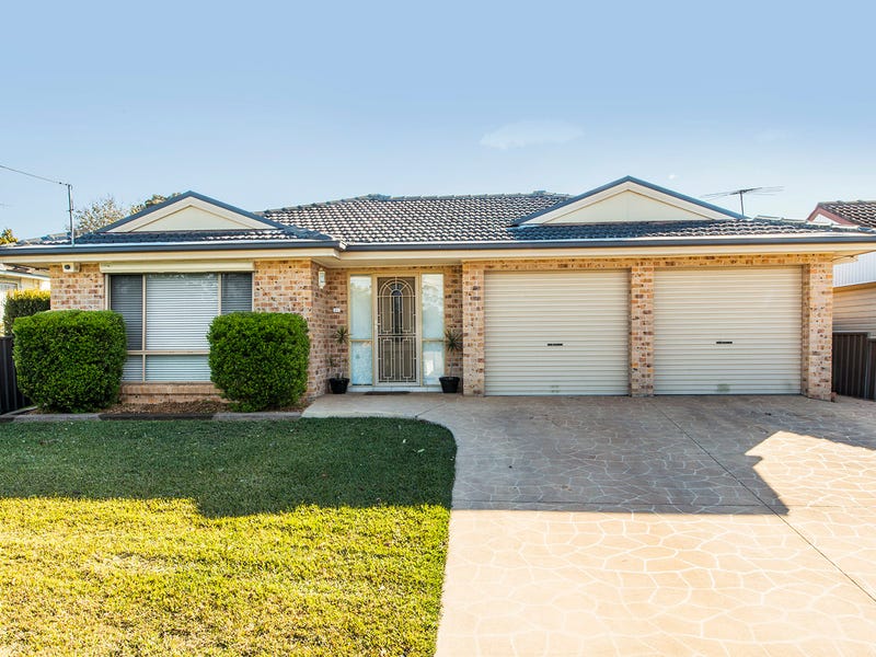 61 Russell Street, Emu Plains, NSW 2750