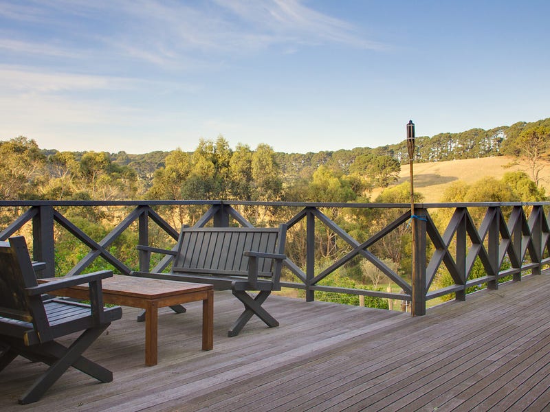 80 Mcilroys Road, Red Hill, VIC 3937