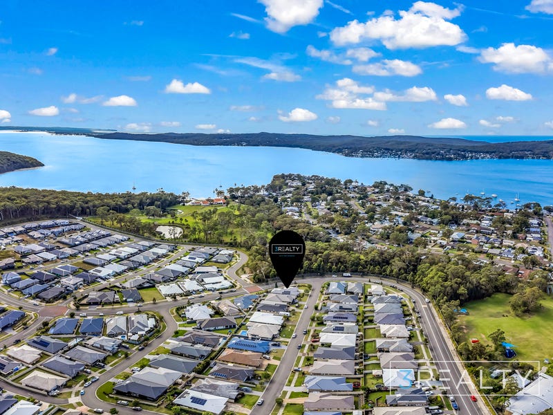 1 Mornington Circuit, Gwandalan, NSW 2259 Property Details