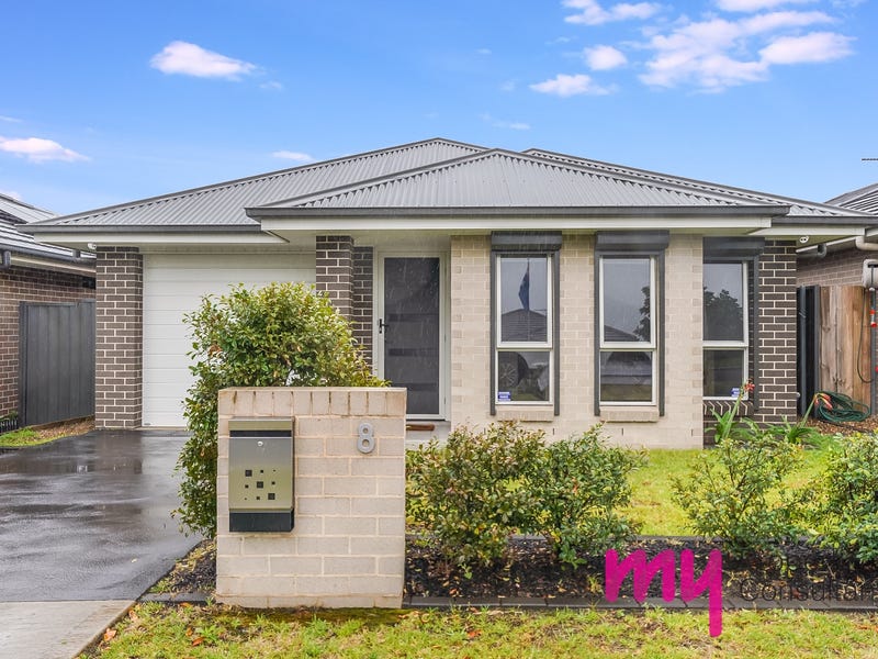 8 Mooney Street, Spring Farm, NSW 2570