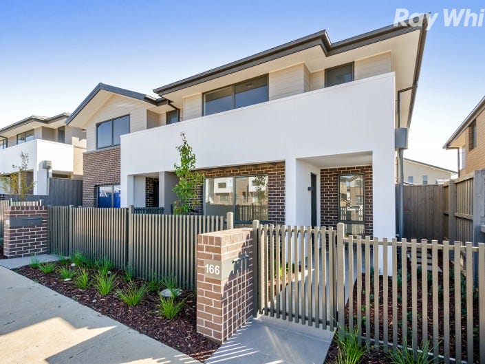 166 Harcrest Boulevard, Wantirna South, VIC 3152