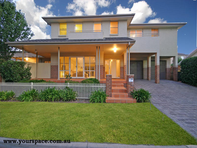 6 Lochview Cres, Mount Annan, NSW 2567